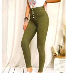 Boohoo 70s style olive green ultra high waist stretch gold button skinny jeans 4